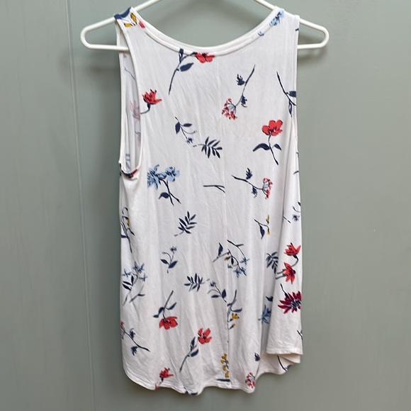 Size medium - Picture 3 of 3